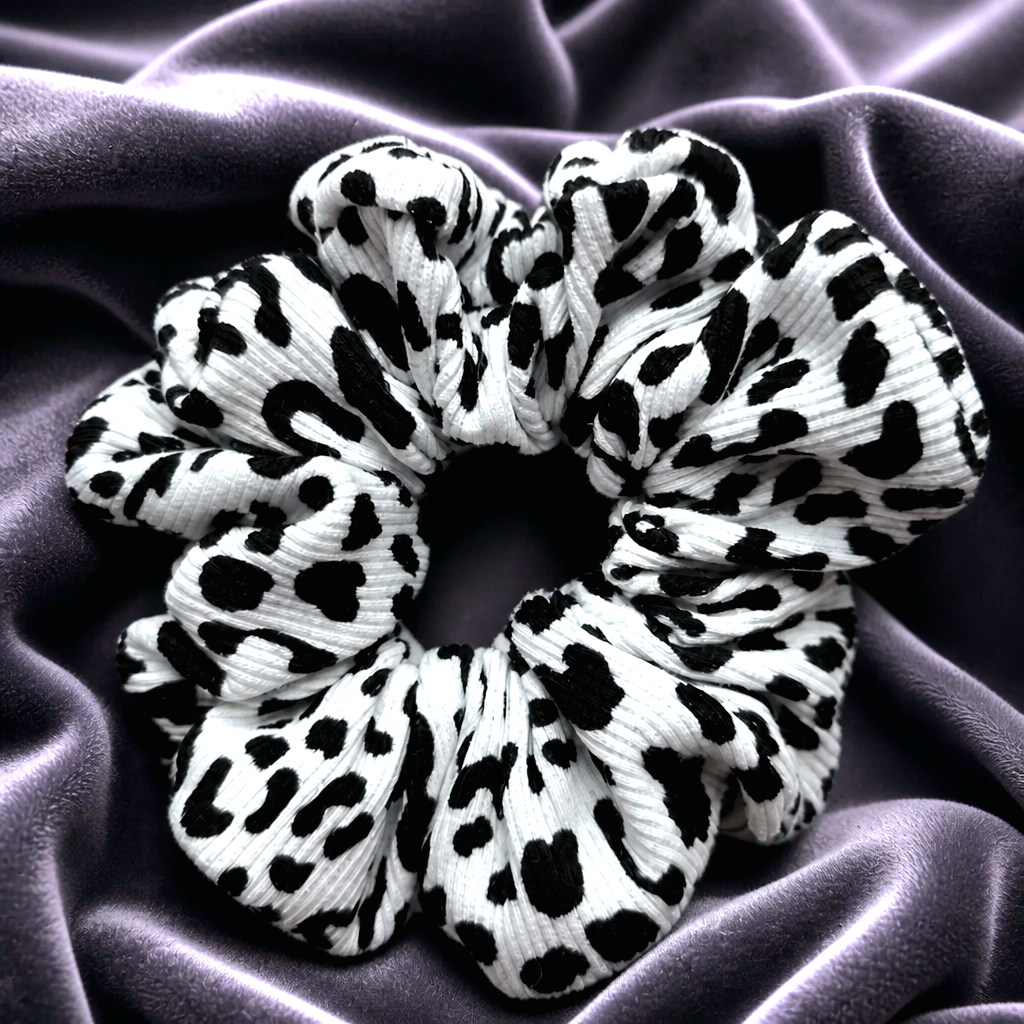 Scrunchie Leo Print