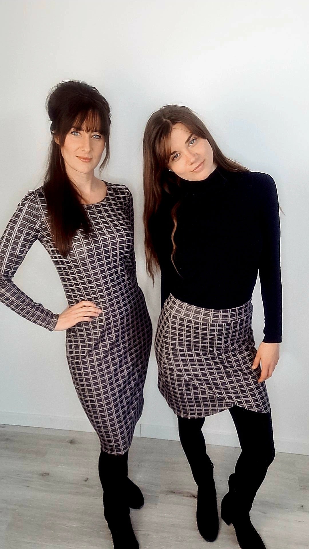Handgemachtes Business-Kleid und Rock im klassischen Karomuster – aus hochwertigen Luxusstoffen gefertigt. Perfekt für elegante und stilvolle Auftritte im Büro oder bei geschäftlichen Anlässen.