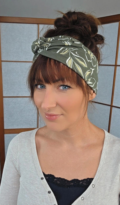 Drahthaarband Luna Blumenmuster grün/gelb/weiß