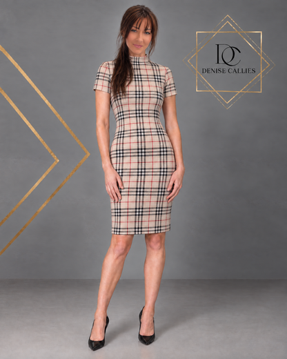Kleid Mireille – Elegantes, figurbetontes Unikat
