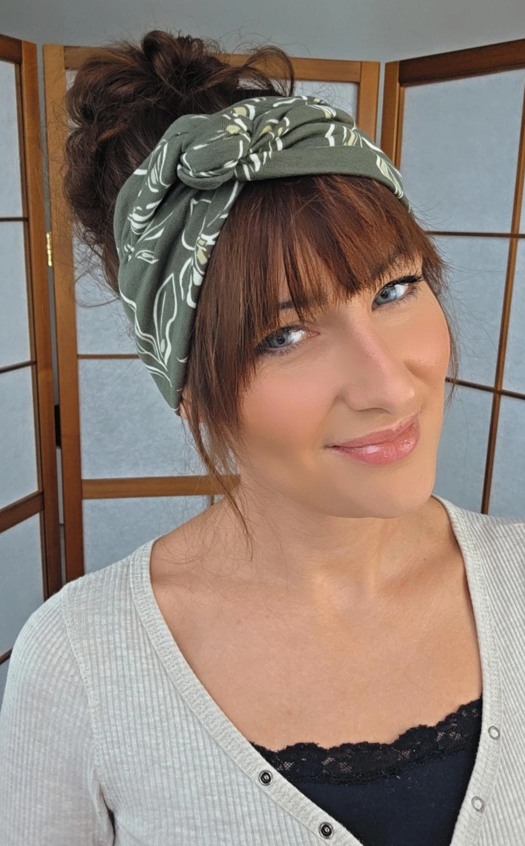 Drahthaarband Luna Blumenmuster grün/gelb/weiß