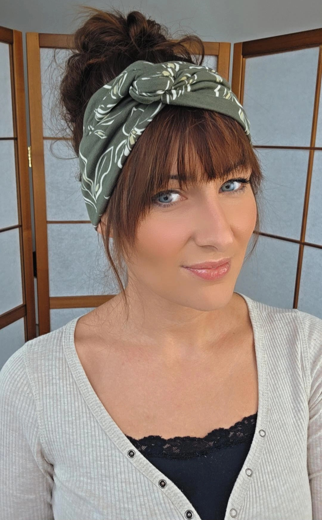 Drahthaarband Luna Blumenmuster grün/gelb/weiß